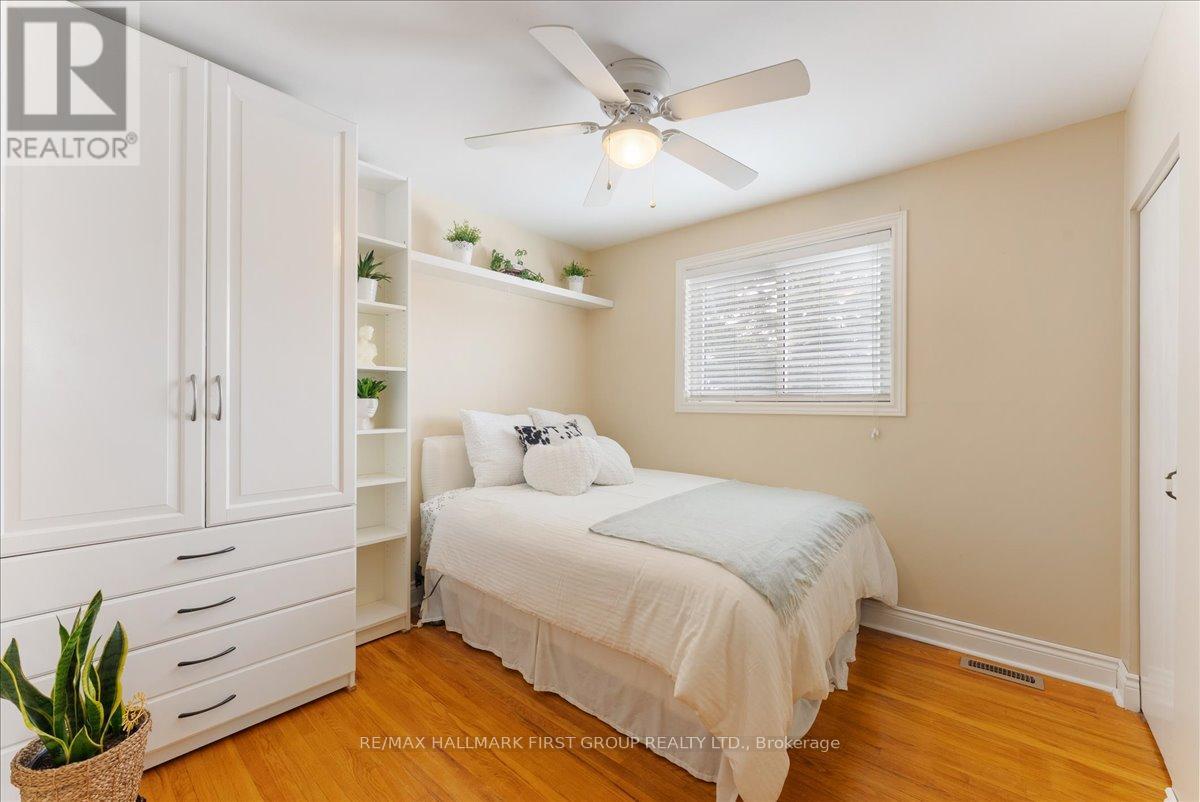 820 Sanok Drive, Pickering (West Shore), Ontario  L1W 2R2 - Photo 24 - E12886084