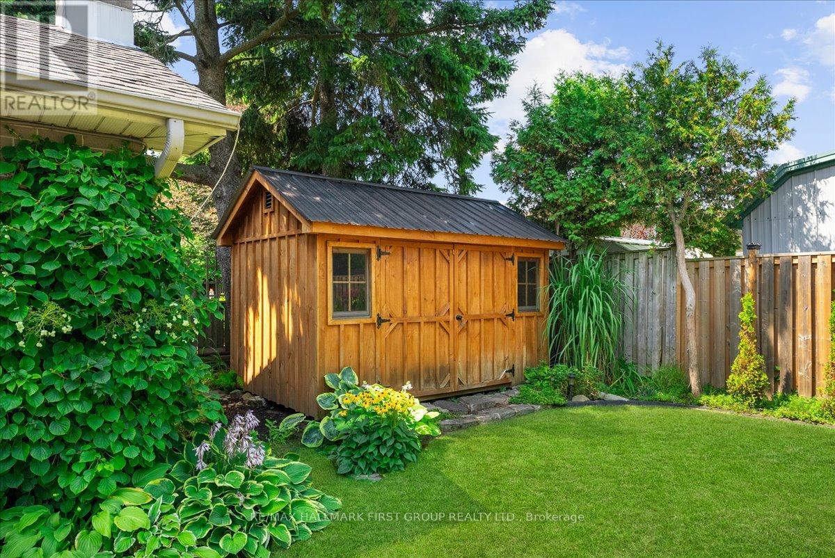 820 Sanok Drive, Pickering (West Shore), Ontario  L1W 2R2 - Photo 47 - E12886084