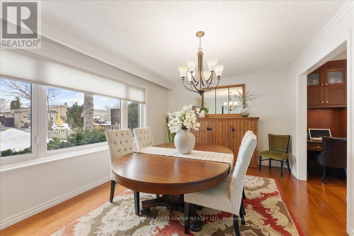 820 Sanok Drive, Pickering (West Shore), Ontario  L1W 2R2 - Photo 6 - E12886084