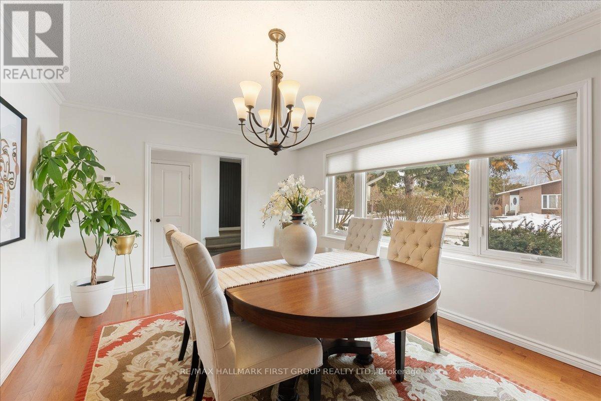 820 Sanok Drive, Pickering (West Shore), Ontario  L1W 2R2 - Photo 7 - E12886084