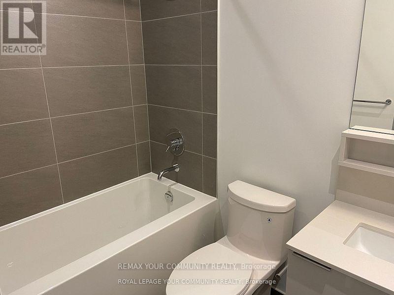 4210 - 950 Portage Parkway, Vaughan, Ontario  L4L 0J7 - Photo 5 - N12885868