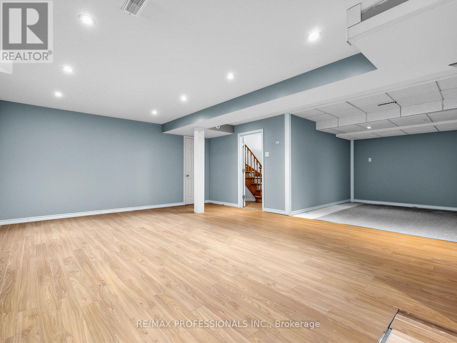 5 Coates Crescent, Richmond Hill, Ontario  L4E 2M3 - Photo 20 - N12886080