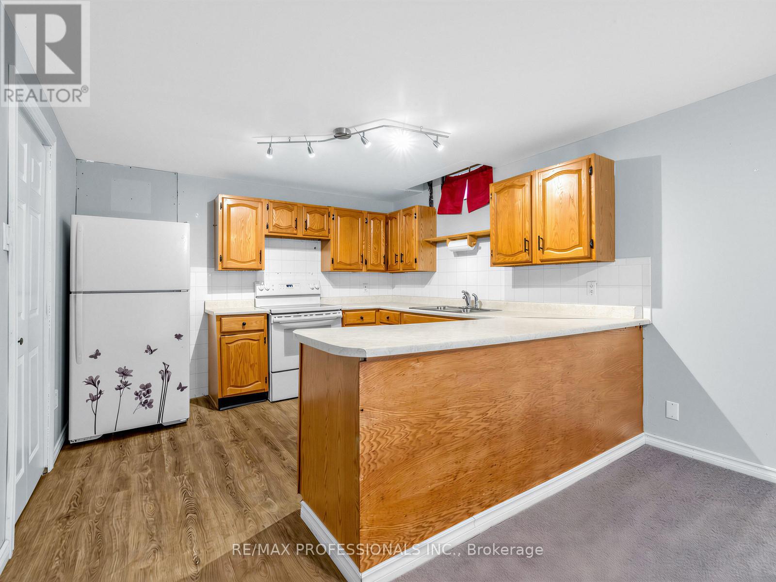 5 Coates Crescent, Richmond Hill, Ontario  L4E 2M3 - Photo 25 - N12886080