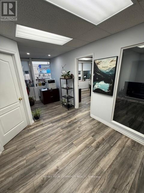 207 - 10212 Yonge Street, Richmond Hill (Mill Pond), Ontario  L4C 3B6 - Photo 9 - N12886100