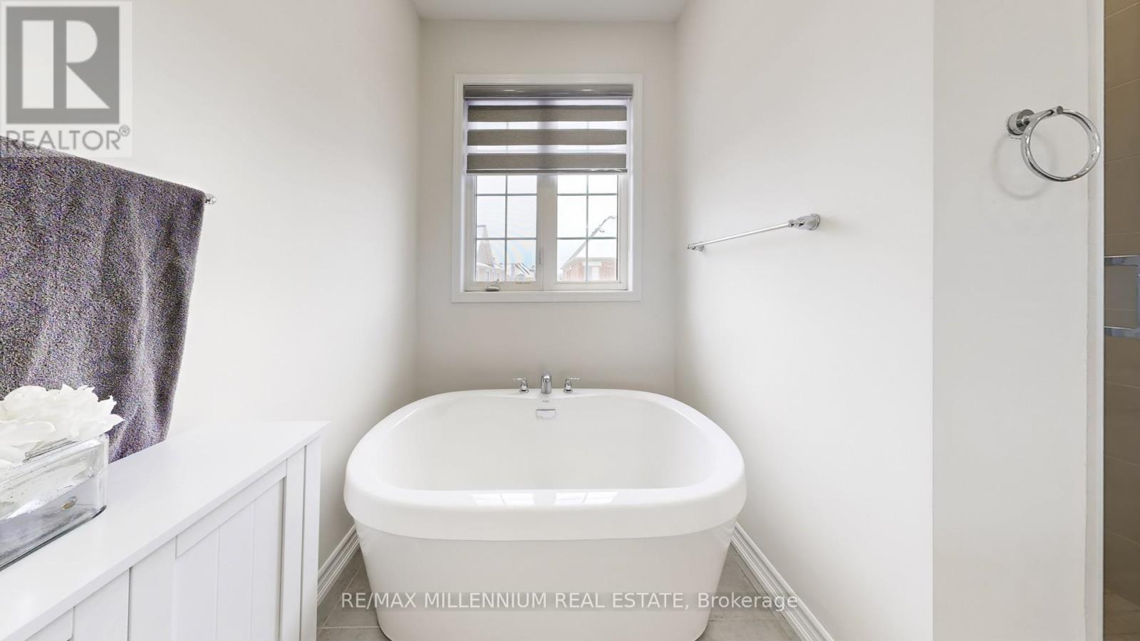 35 Barn Owl Way, Vaughan, Ontario L4H 4S9 - Photo 21 - N12886102