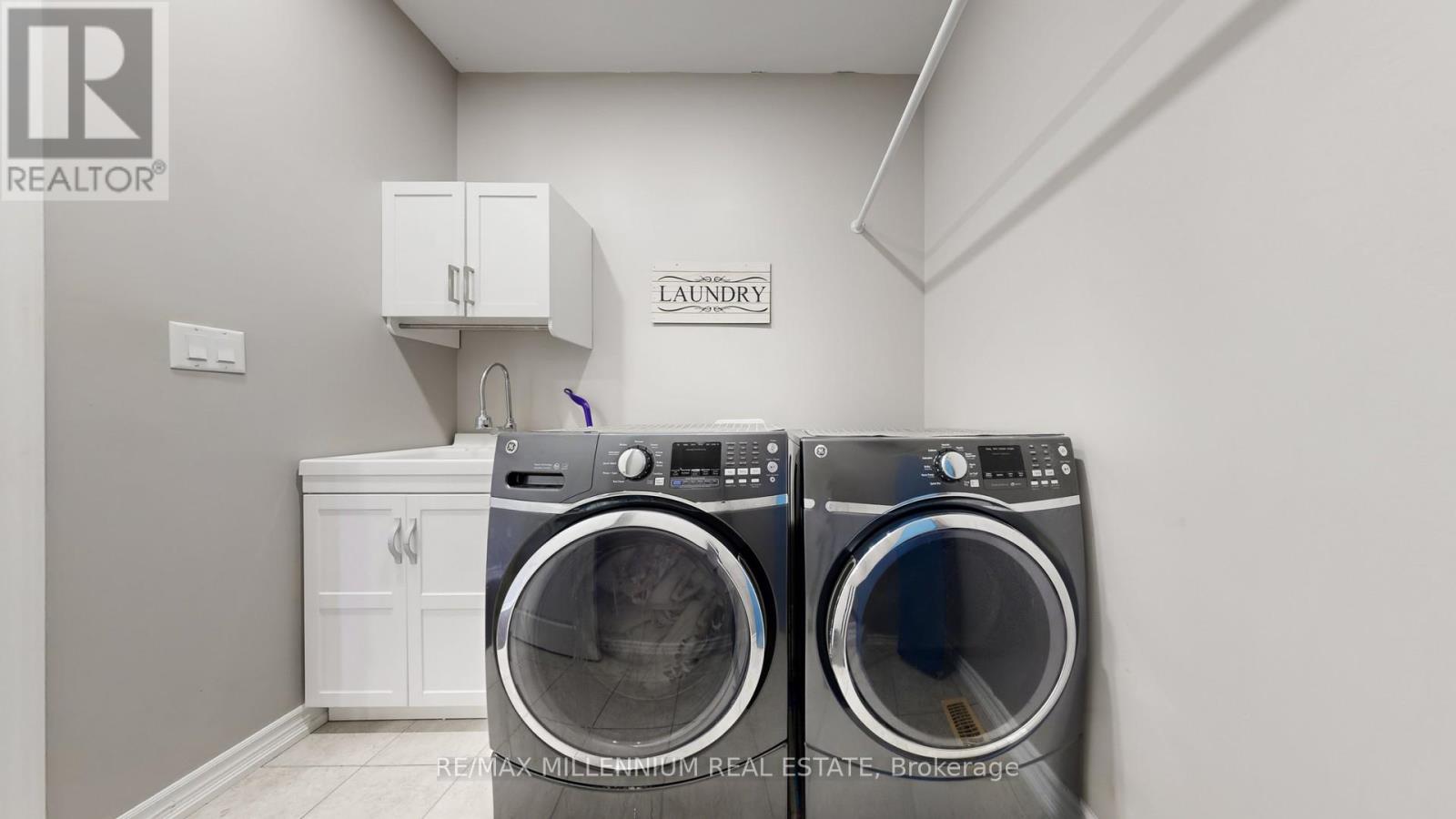 35 Barn Owl Way, Vaughan, Ontario L4H 4S9 - Photo 34 - N12886102