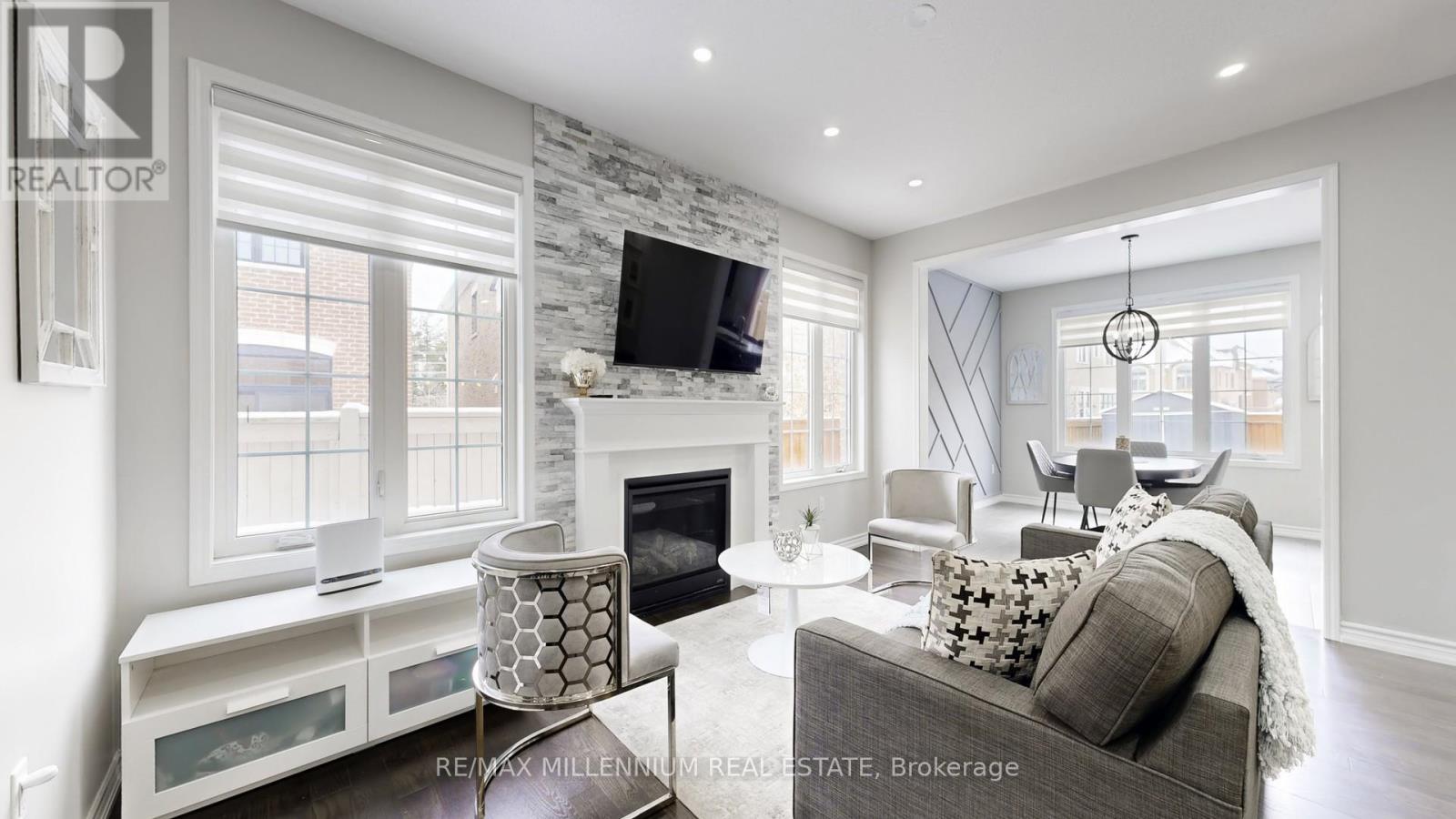 35 Barn Owl Way, Vaughan, Ontario L4H 4S9 - Photo 4 - N12886102