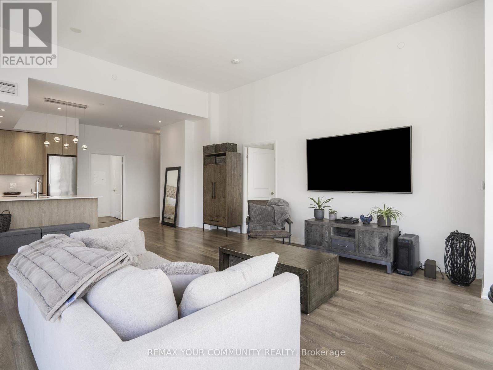 1012 - 99 Eagle Rock Way, Vaughan, Ontario  L6A 5A7 - Photo 18 - N12886104