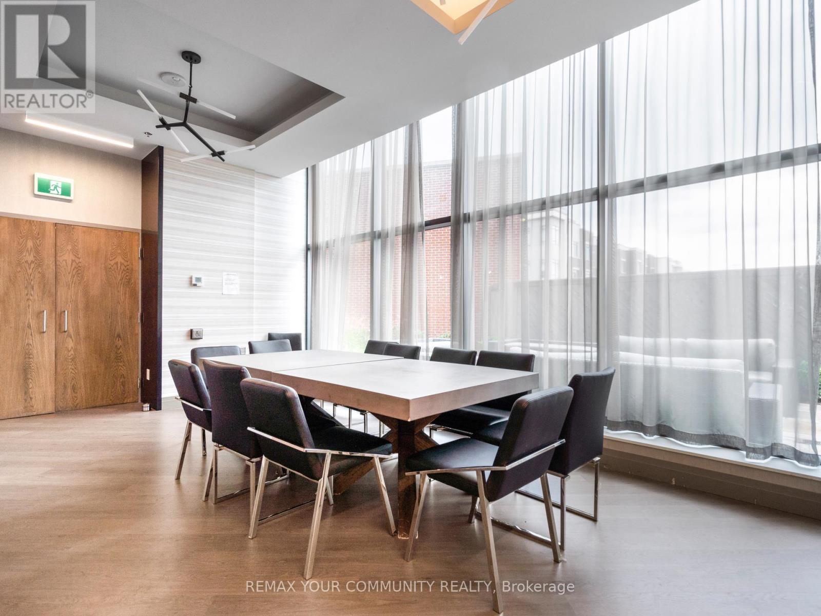 1012 - 99 Eagle Rock Way, Vaughan, Ontario  L6A 5A7 - Photo 43 - N12886104