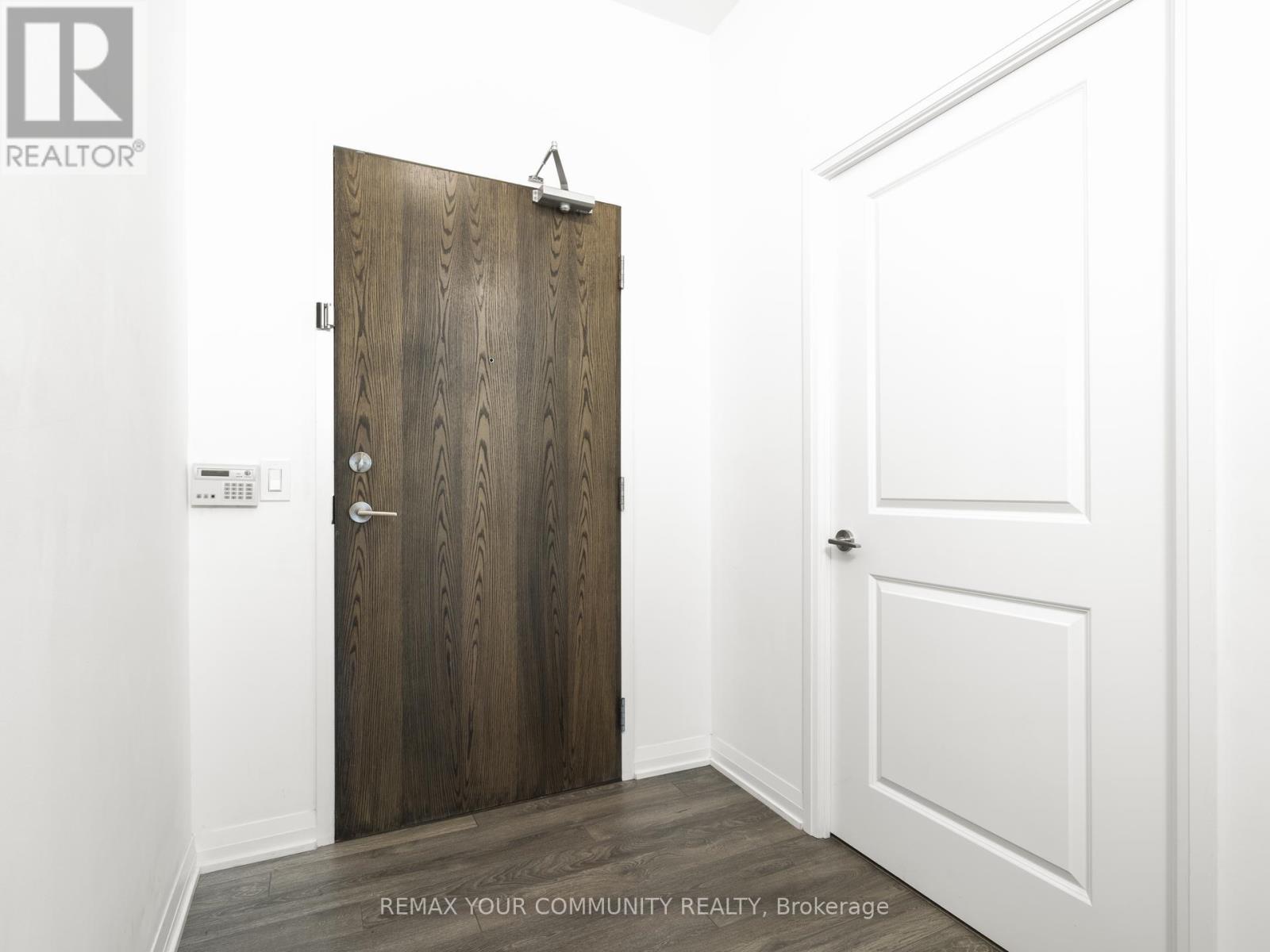 1012 - 99 Eagle Rock Way, Vaughan, Ontario  L6A 5A7 - Photo 50 - N12886104