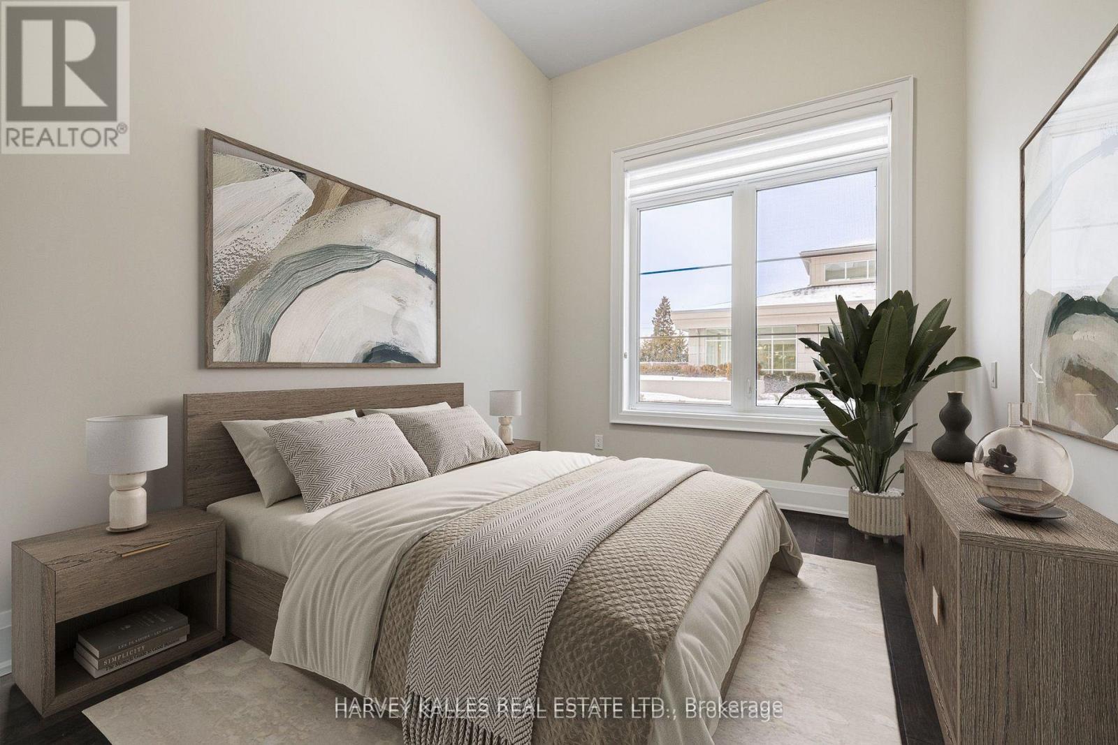 112 - 7 Bond Crescent, Richmond Hill (Oak Ridges), Ontario  L4E 1E6 - Photo 8 - N12886118