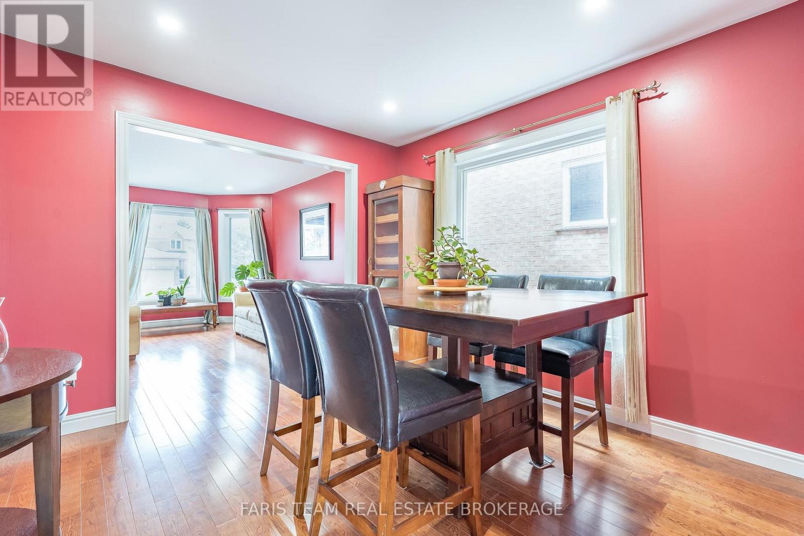 7 Meyer Avenue, Barrie (East Bayfield), Ontario  L4M 6X2 - Photo 12 - S12885886