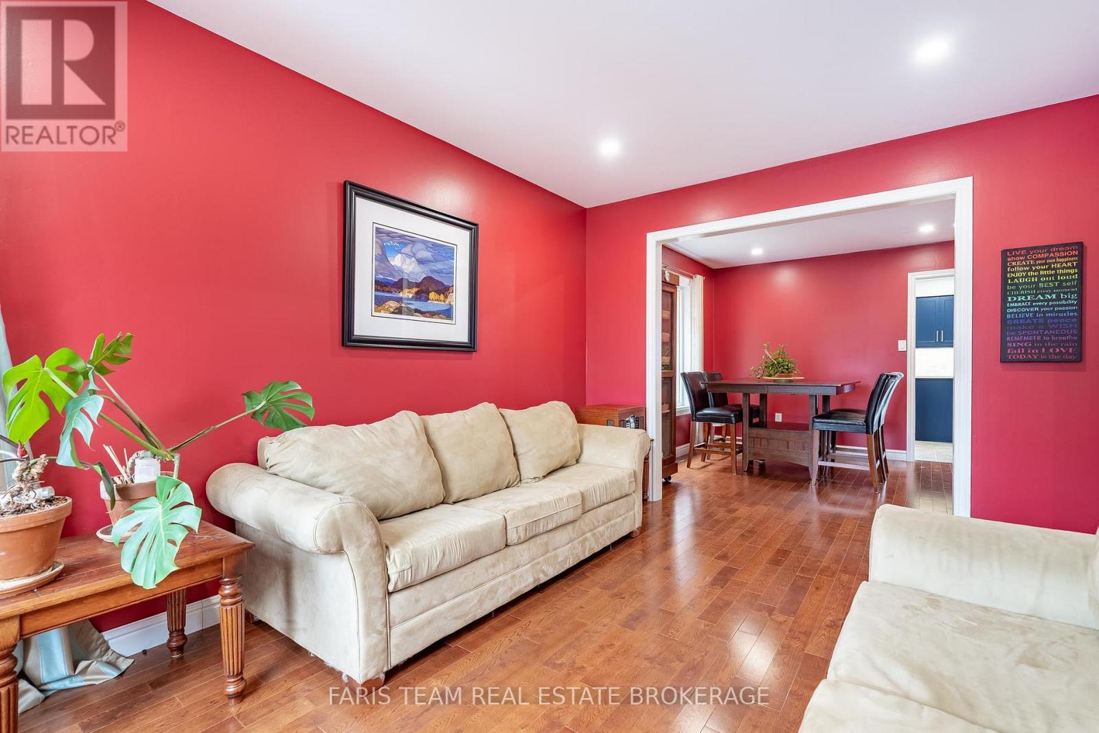 7 Meyer Avenue, Barrie (East Bayfield), Ontario  L4M 6X2 - Photo 15 - S12885886