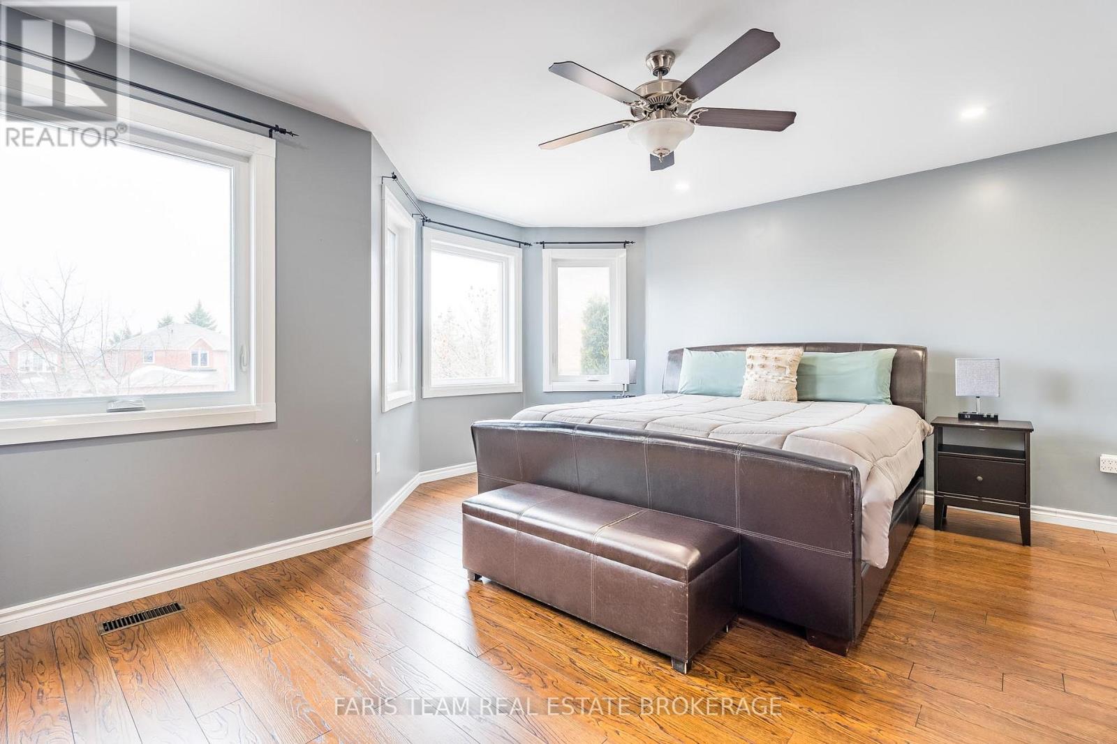 7 Meyer Avenue, Barrie (East Bayfield), Ontario  L4M 6X2 - Photo 22 - S12885886