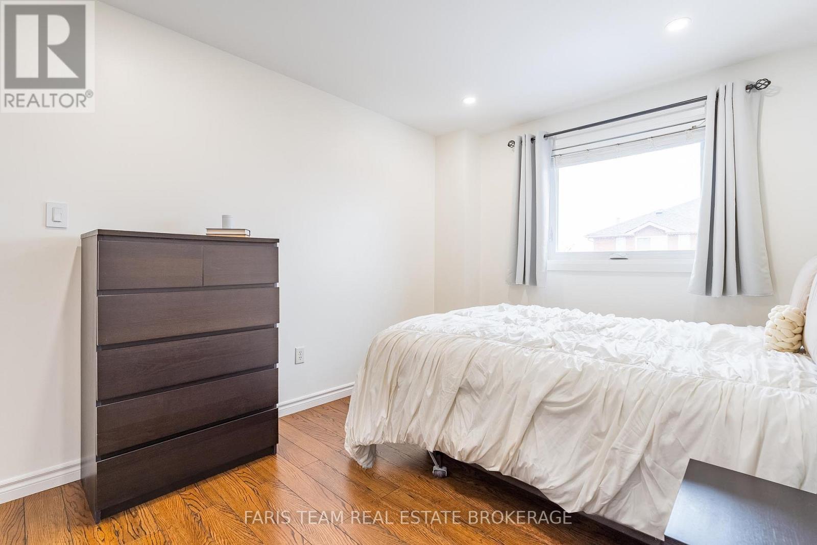 7 Meyer Avenue, Barrie (East Bayfield), Ontario  L4M 6X2 - Photo 29 - S12885886