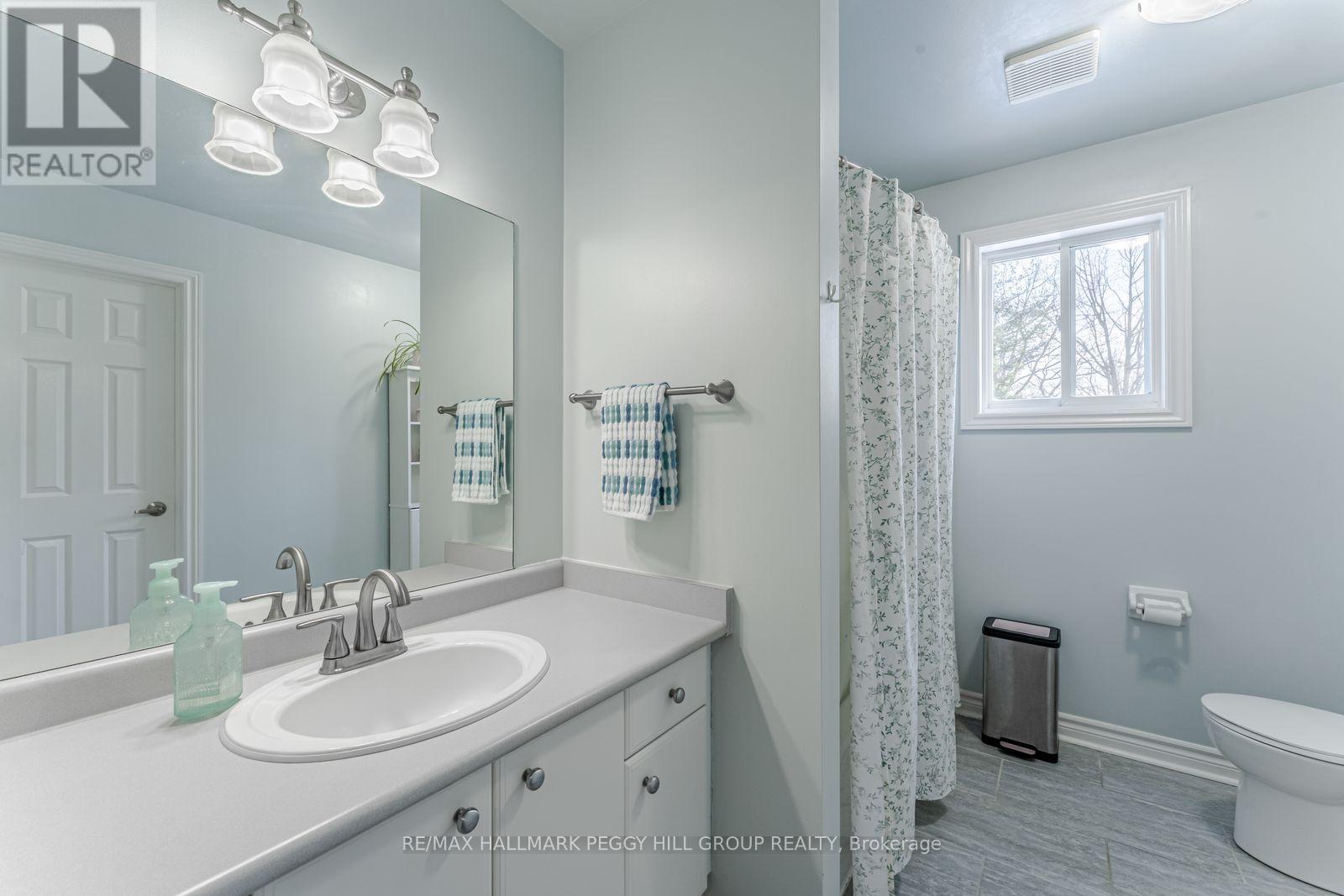 26 Kenwell Crescent, Barrie (Holly), Ontario  L4N 0A4 - Photo 15 - S12885980