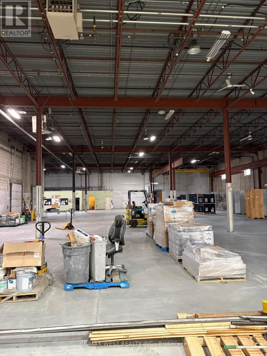 10 Devon Road, Brampton, Ontario  L6T 5B5 - Photo 9 - W12829518