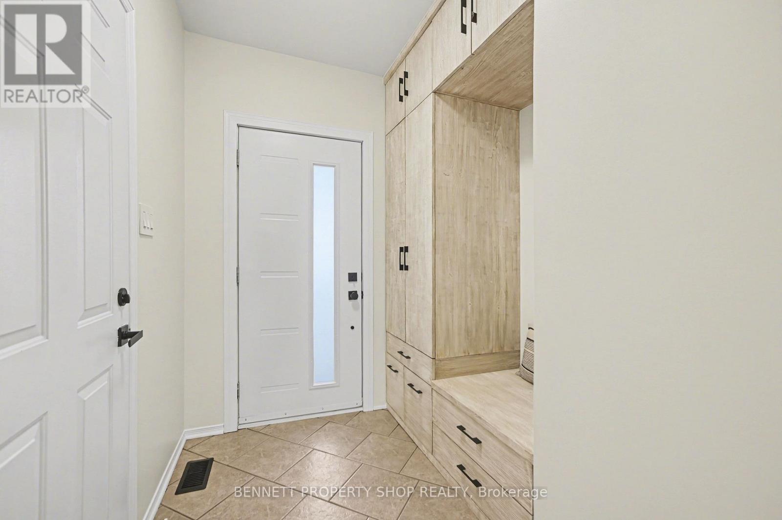 49 Forget Street, Russell, Ontario  K0A 1W0 - Photo 2 - X12865558