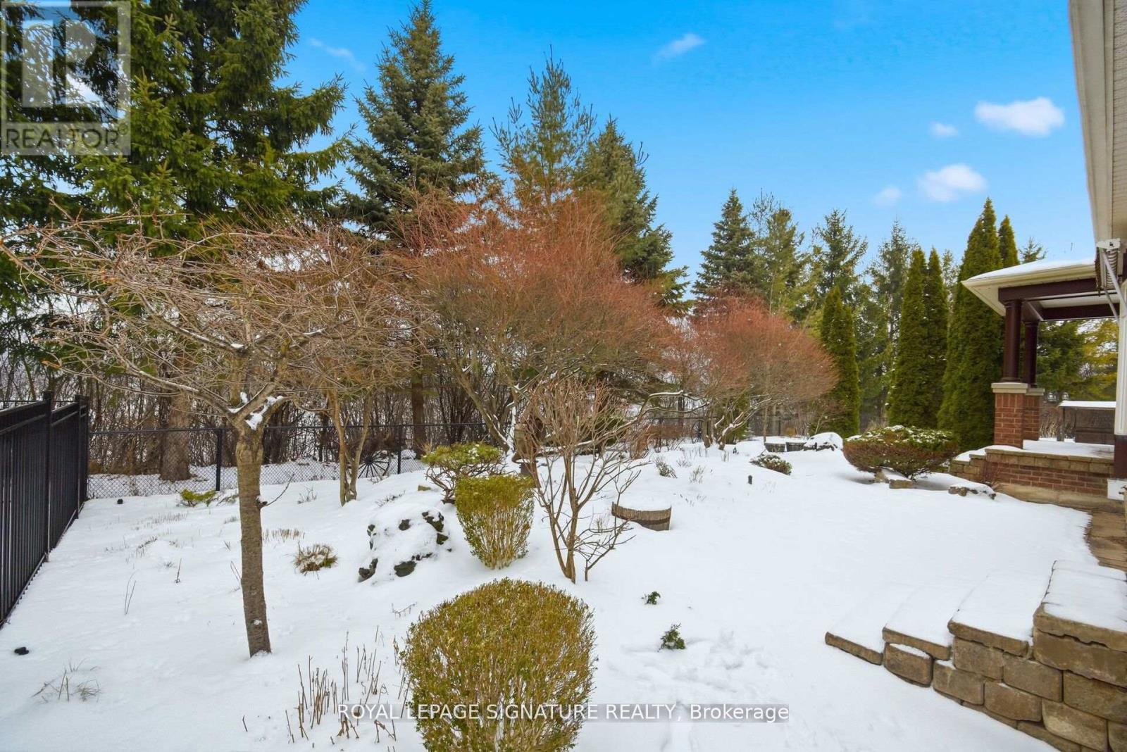 1592 Hallstone Road, Brampton (Bram West), Ontario  L6Y 5K8 - Photo 45 - W12885906