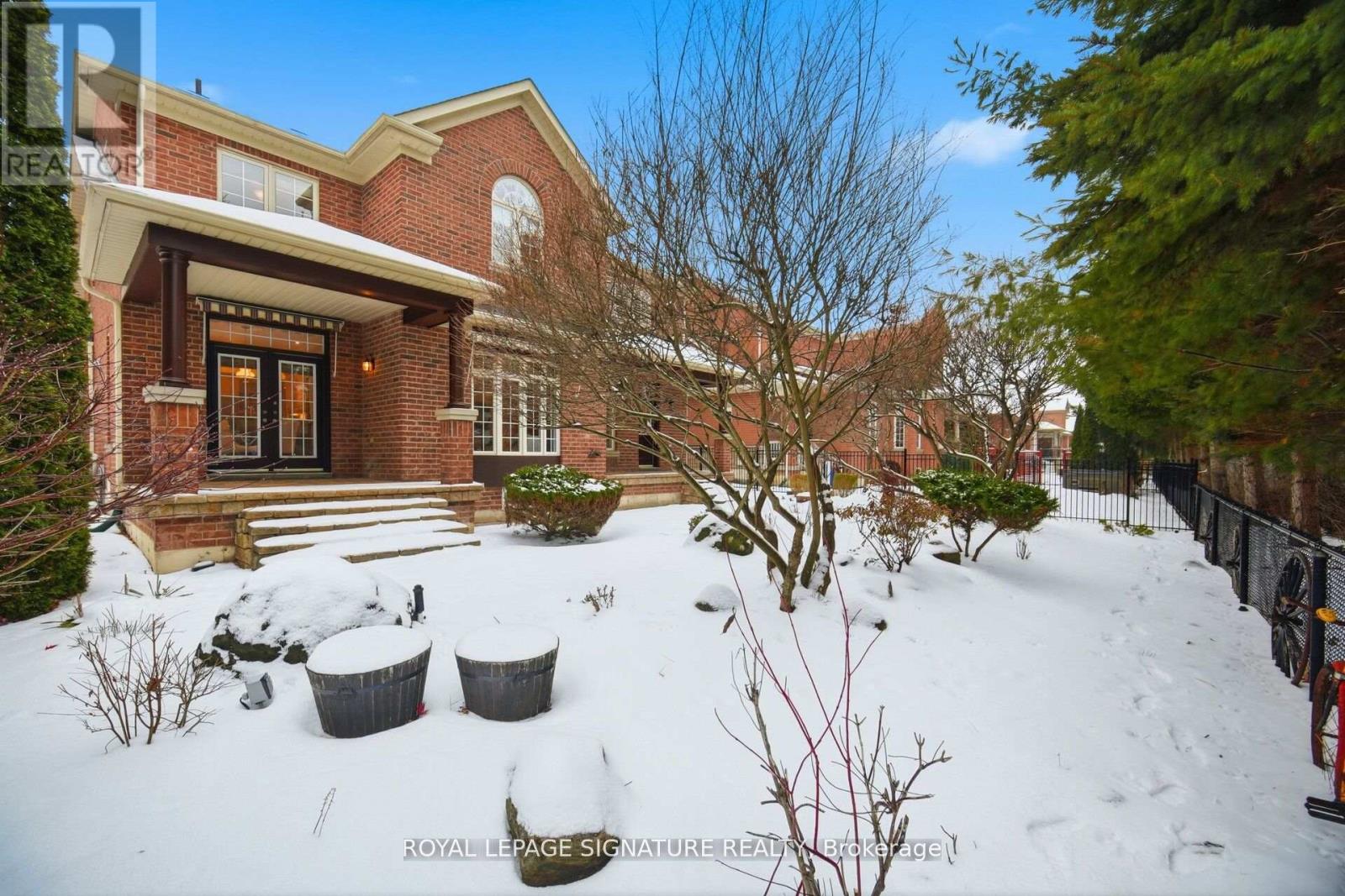 1592 Hallstone Road, Brampton (Bram West), Ontario  L6Y 5K8 - Photo 46 - W12885906