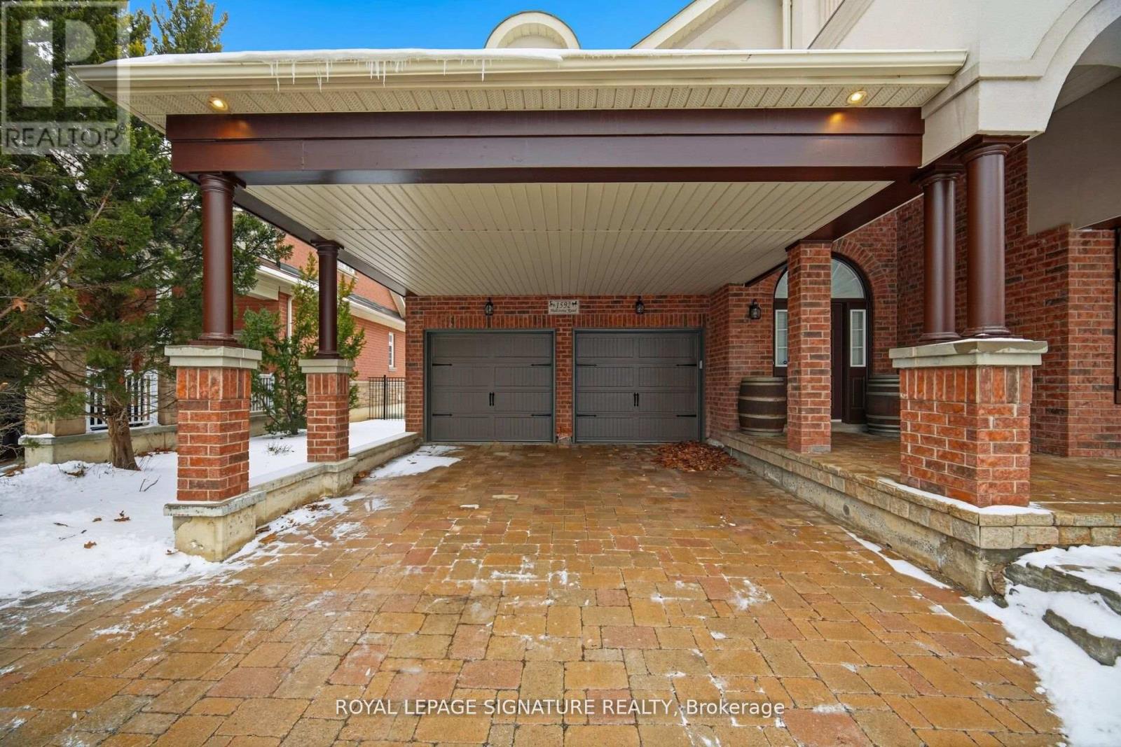 1592 Hallstone Road, Brampton (Bram West), Ontario  L6Y 5K8 - Photo 50 - W12885906