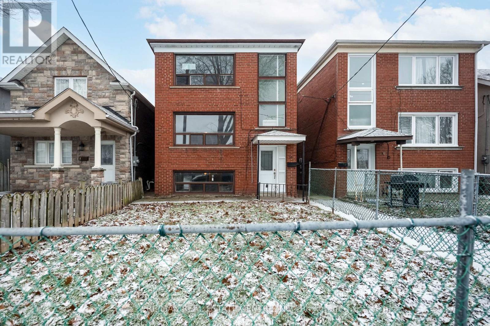 10 LAPP STREET, Toronto, Ontario