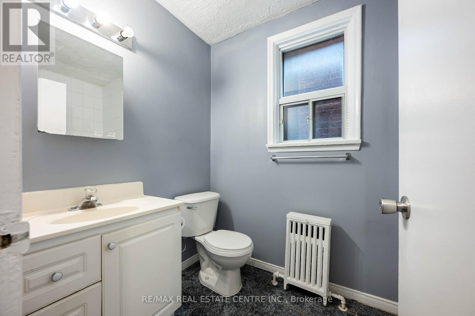 10 Lapp Street, Toronto (Rockcliffe-Smythe), Ontario  M6N 3W6 - Photo 12 - W12886032