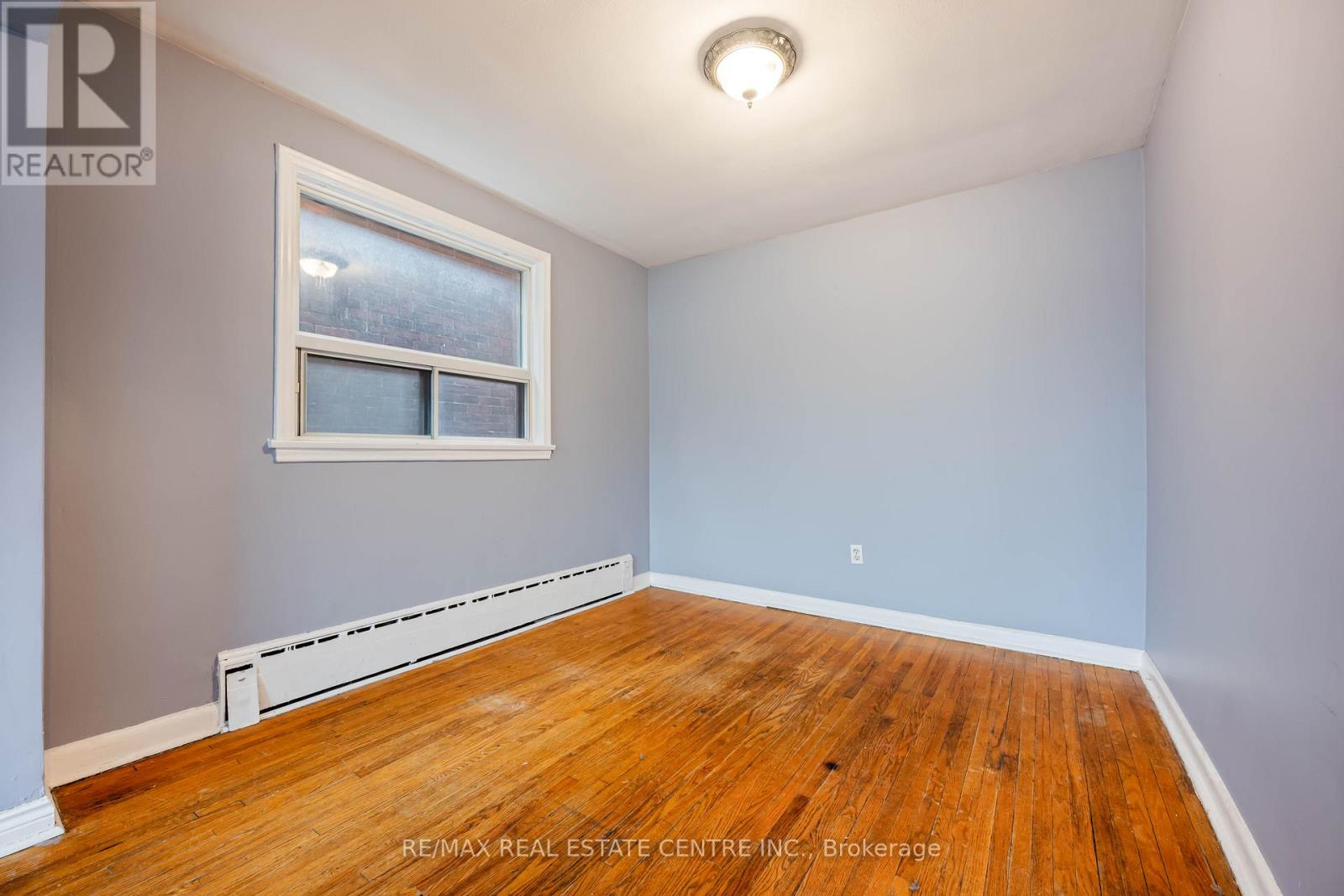 10 Lapp Street, Toronto (Rockcliffe-Smythe), Ontario  M6N 3W6 - Photo 9 - W12886032