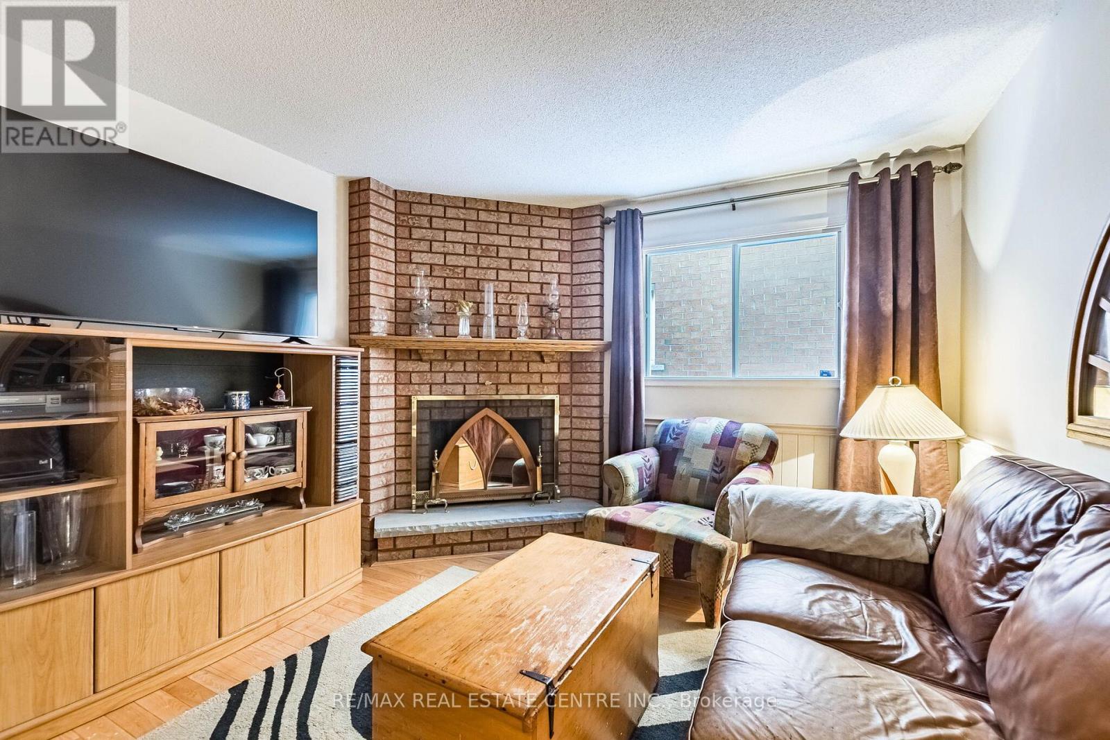 82 Candy Crescent, Brampton, Ontario  L6X 3Z9 - Photo 17 - W12886142