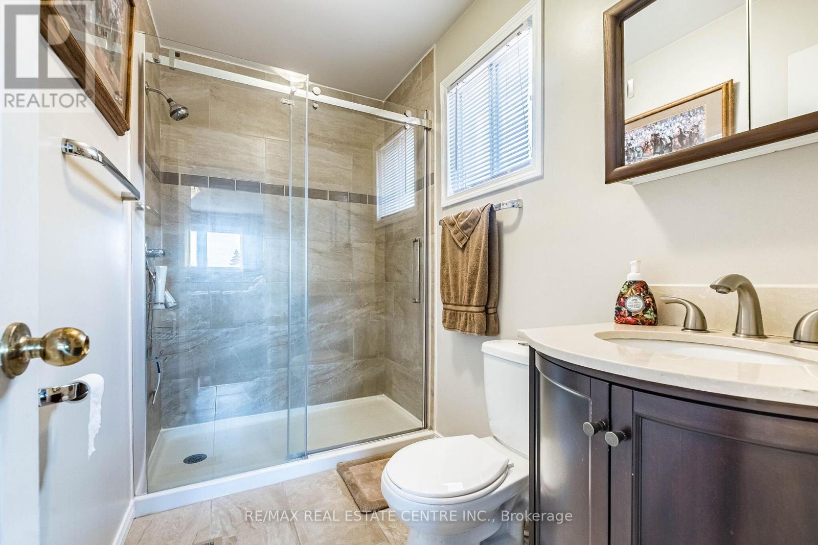 82 Candy Crescent, Brampton, Ontario  L6X 3Z9 - Photo 24 - W12886142