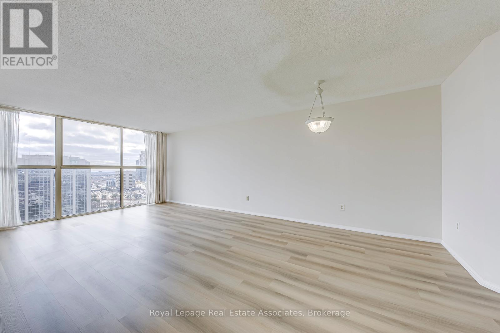 Ph18 - 4185 Shipp Drive, Mississauga (City Centre), Ontario  L4Z 2Y8 - Photo 10 - W12886146