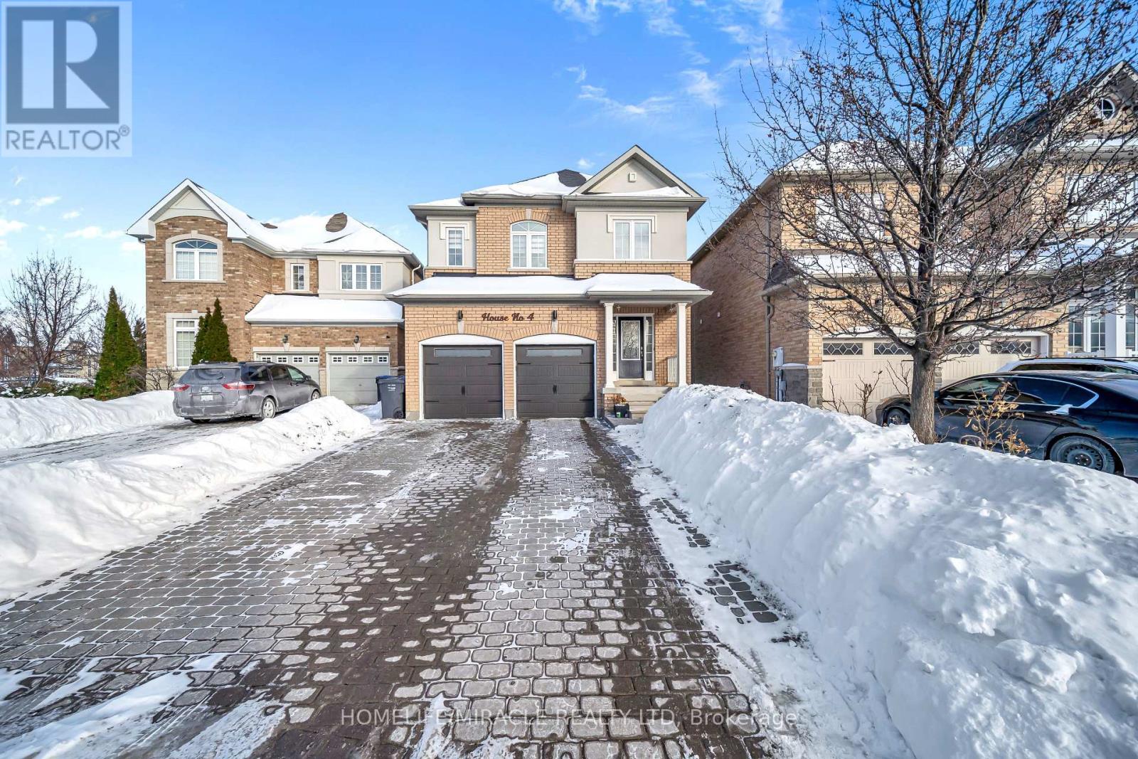 4 Templeton Court, Brampton (Bram East), Ontario  L6P 3B2 - Photo 2 - W12886158