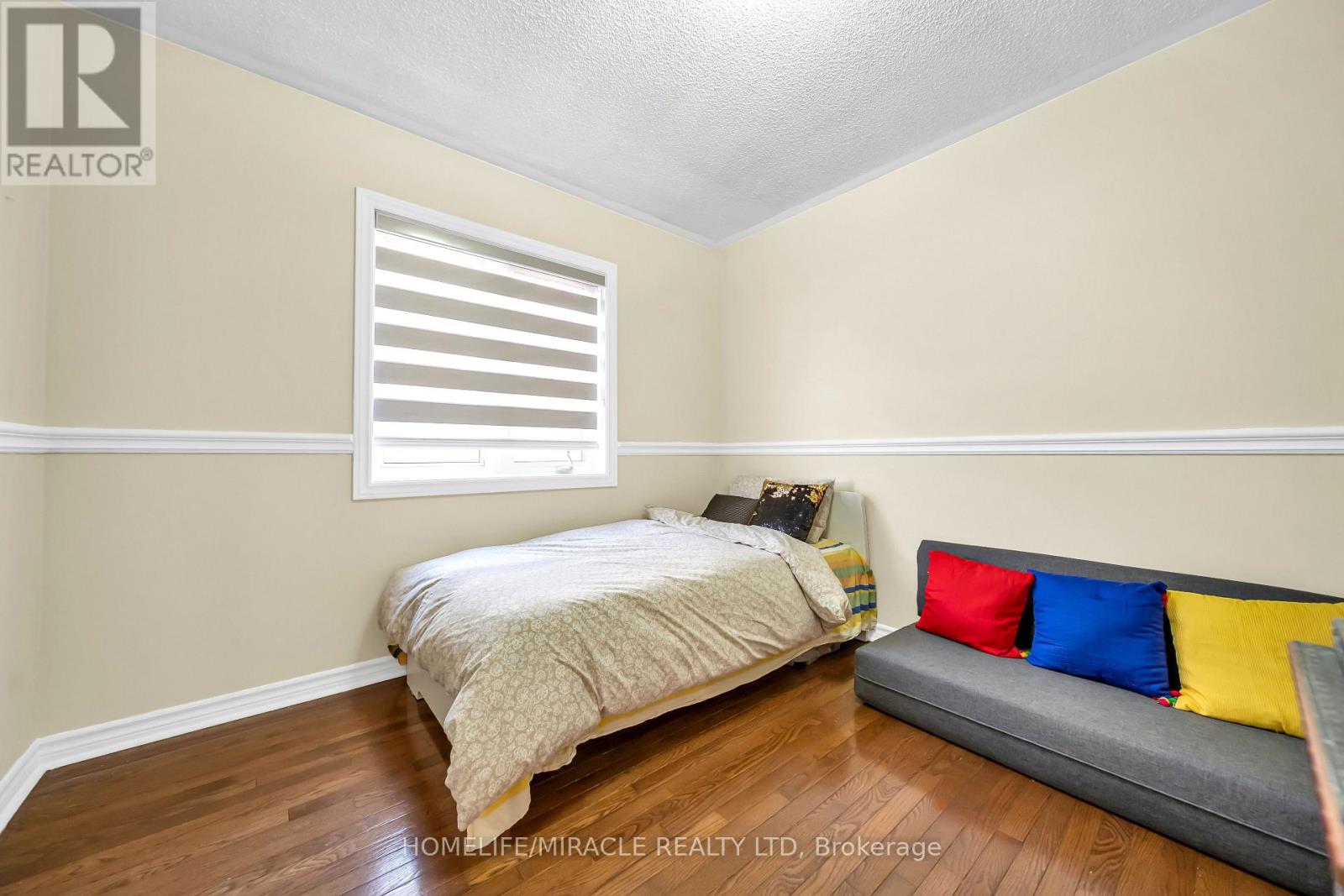 4 Templeton Court, Brampton (Bram East), Ontario  L6P 3B2 - Photo 27 - W12886158