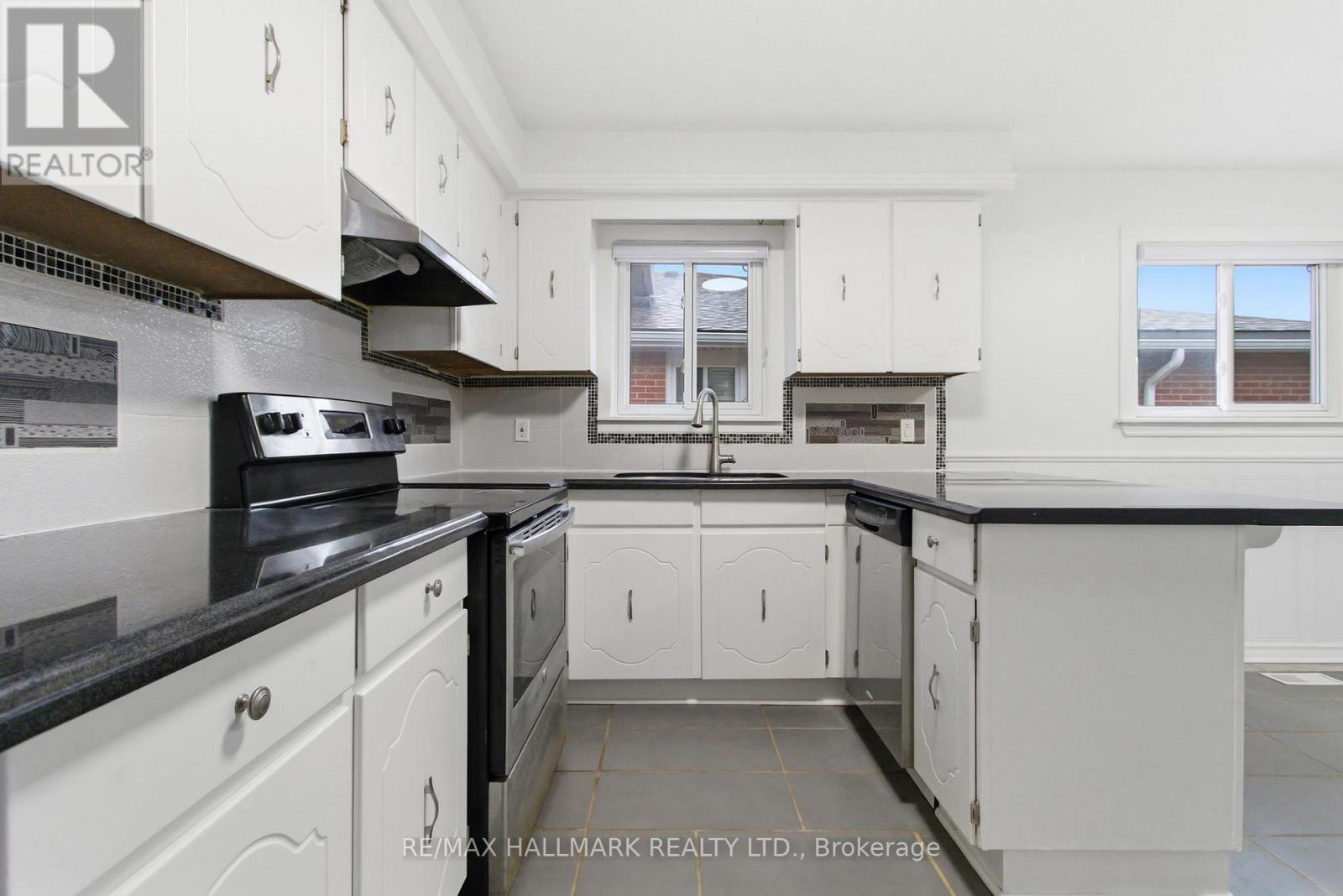 397 Archdekin Drive, Brampton (Madoc), Ontario  L6V 3G1 - Photo 11 - W12886176