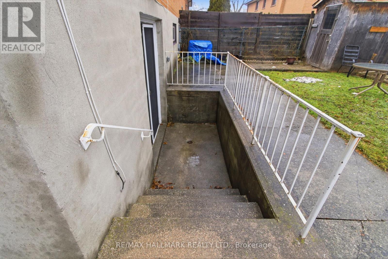 397 Archdekin Drive, Brampton (Madoc), Ontario  L6V 3G1 - Photo 37 - W12886176