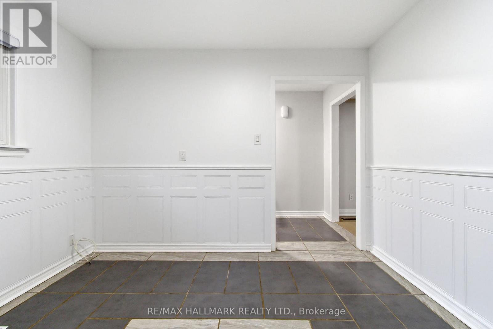 397 Archdekin Drive, Brampton (Madoc), Ontario  L6V 3G1 - Photo 9 - W12886176