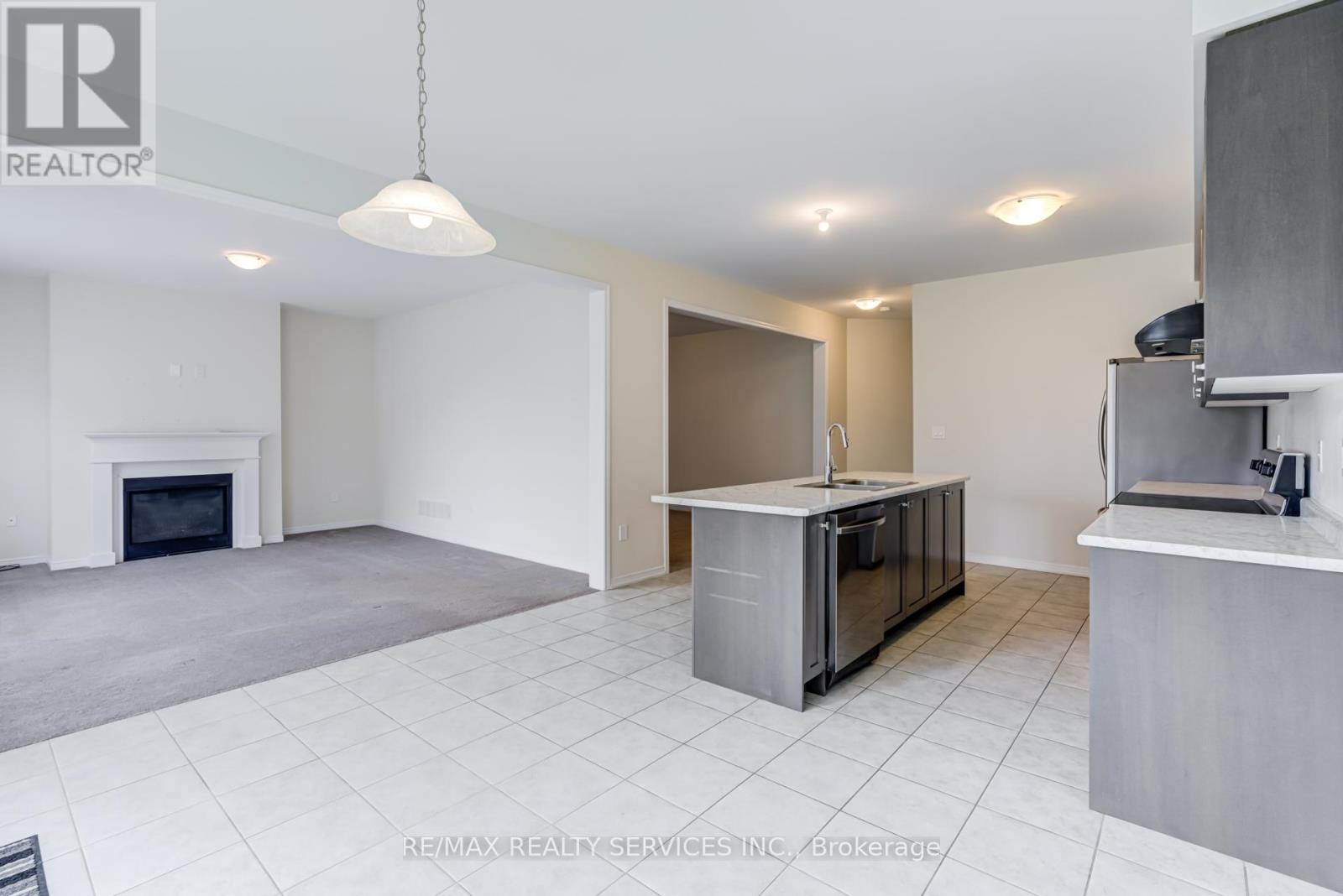 17 Vaughn Drive, Thorold (Hurricane/merrittville), Ontario  L3B 5N5 - Photo 10 - X12885922