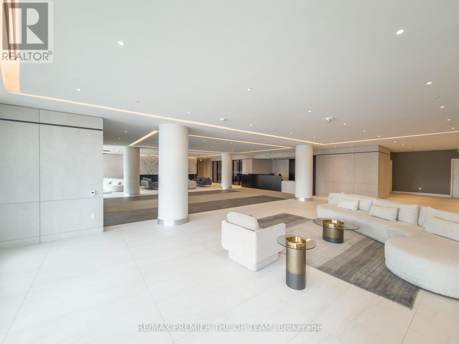 403 - 30 Upper Mall Way, Vaughan, Ontario  L4J 0L7 - Photo 4 - N12758276