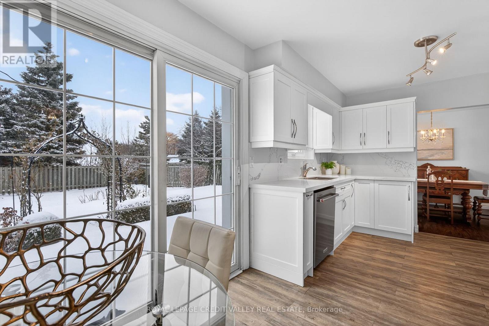 43 Benton Street, Brampton, Ontario  L6W 3B8 - Photo 20 - W12671078