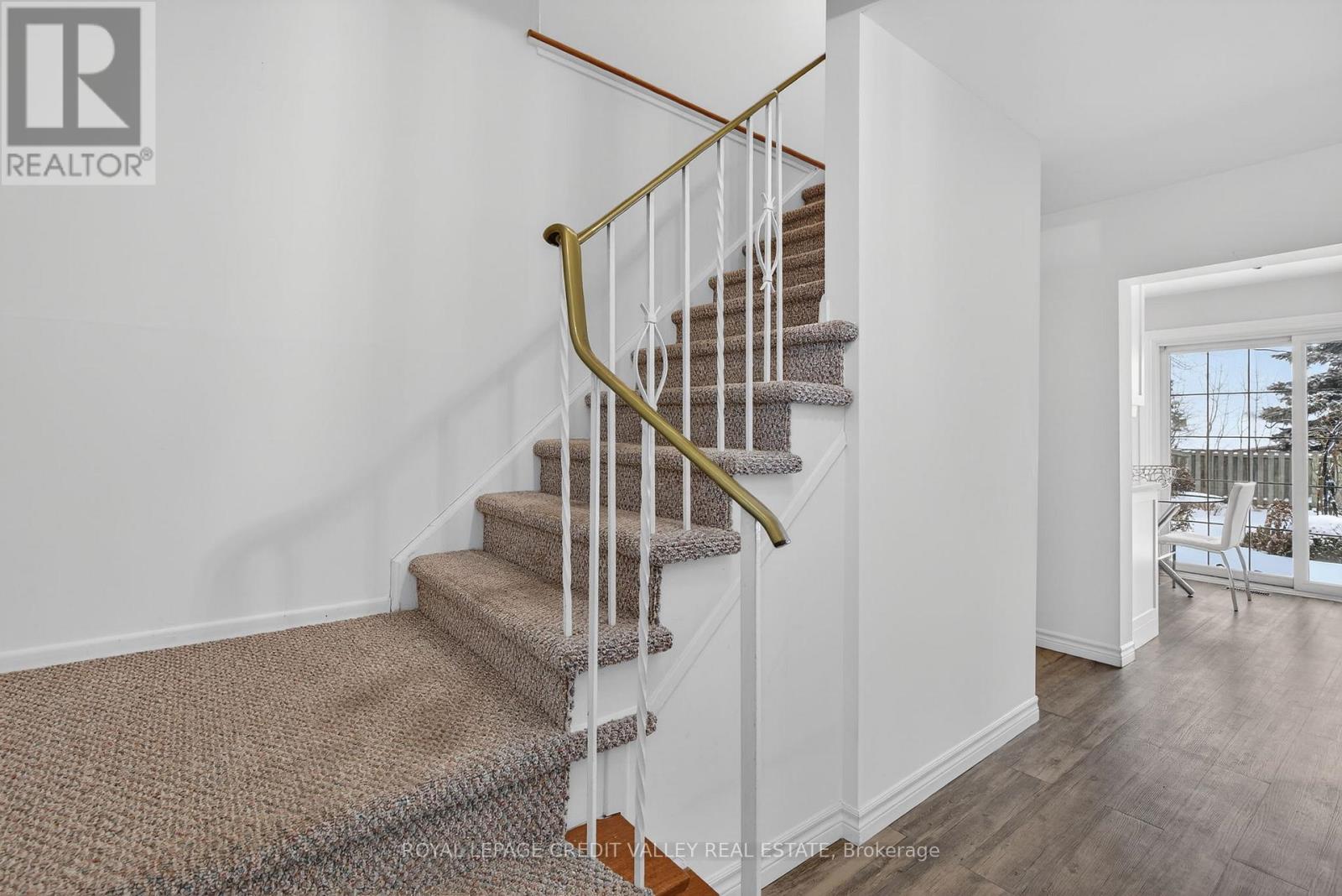 43 Benton Street, Brampton, Ontario  L6W 3B8 - Photo 6 - W12671078