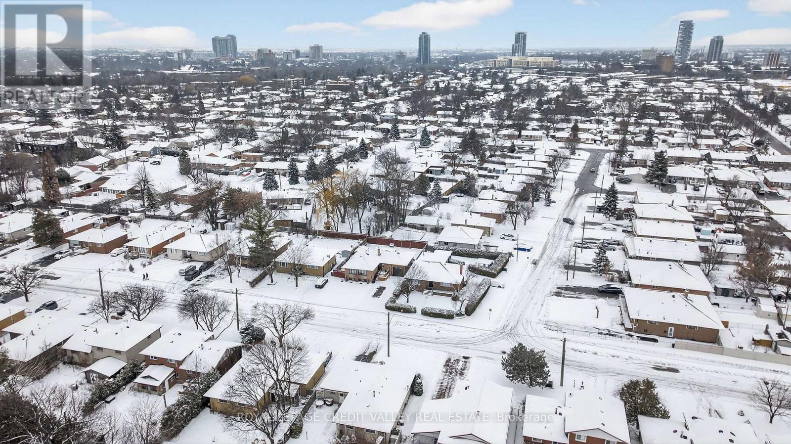 43 Benton Street, Brampton, Ontario  L6W 3B8 - Photo 49 - W12671078