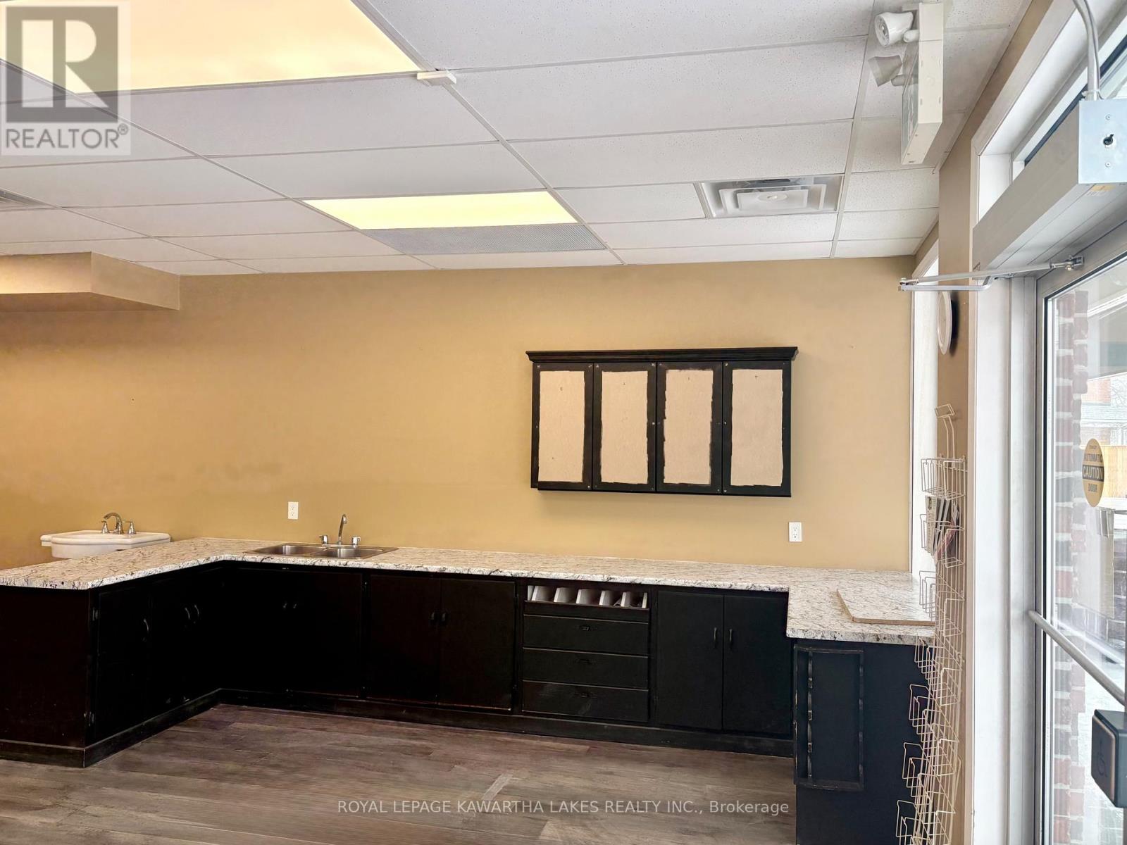 448 Osborne Street, Brock (Beaverton), Ontario  L0K 1A0 - Photo 5 - N12886270