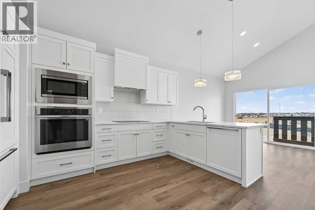 161 Caribou Bend N, Lethbridge, Alberta T1H 7J8 - Photo 3 - A2286829