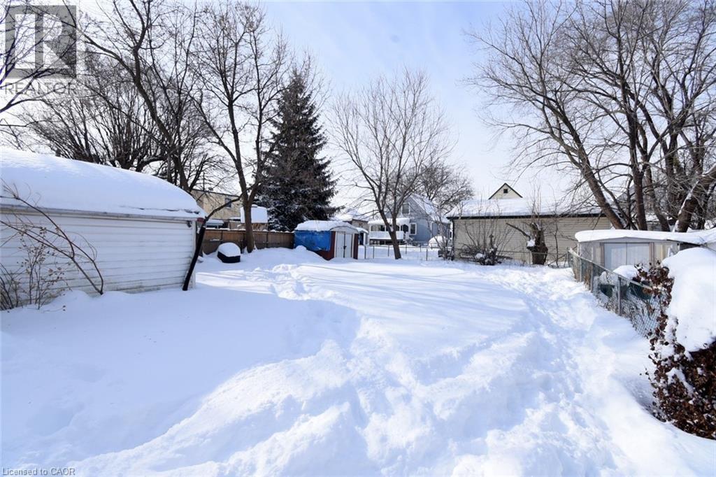 302 East 27th Street, Hamilton, Ontario  L8V 3G6 - Photo 34 - 40801129