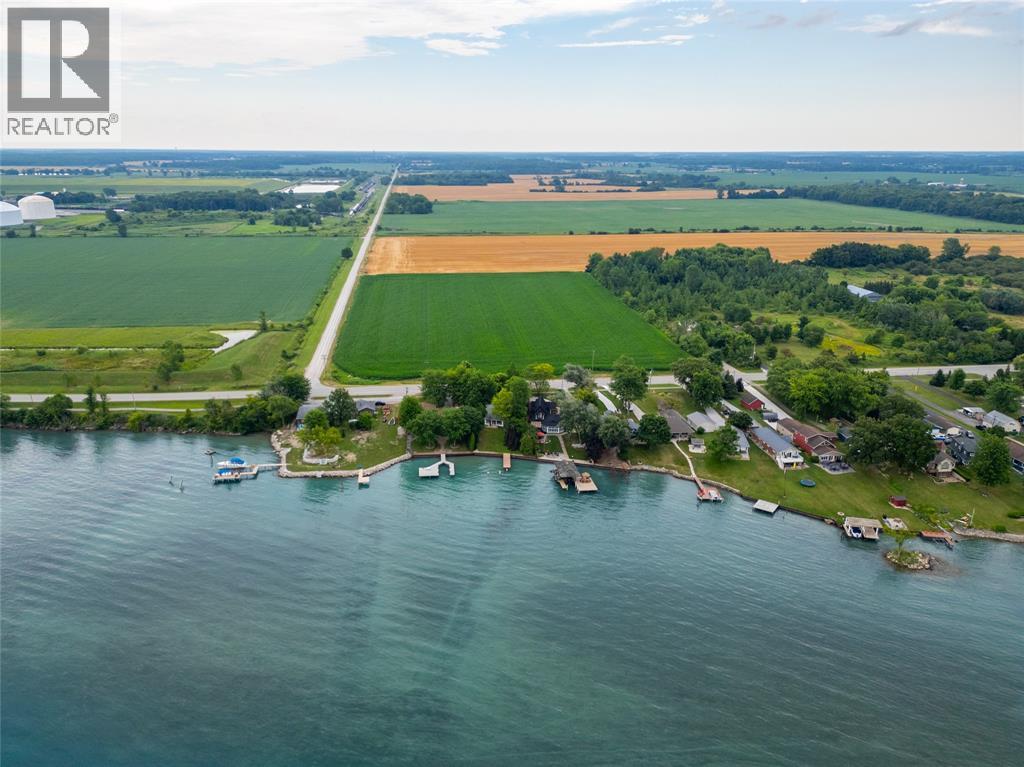 2807 St Clair Parkway, St Clair, Ontario  N0P 2H0 - Photo 49 - 26004918