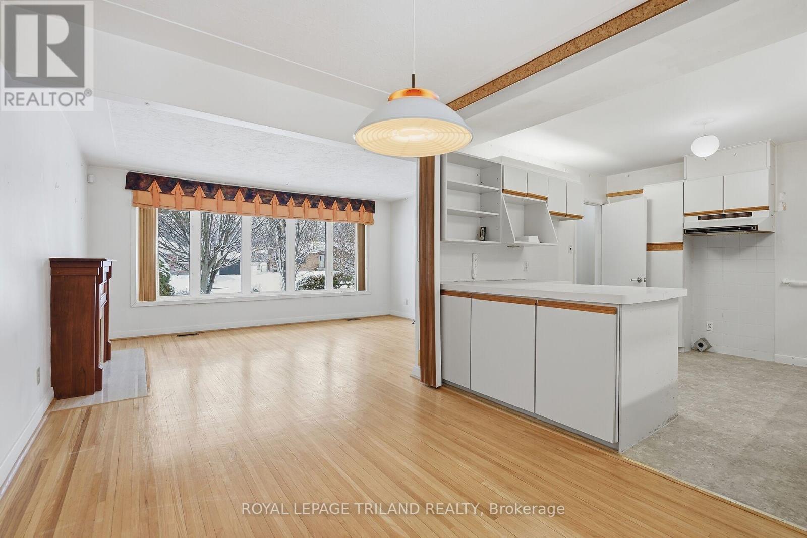 39 Ford Crescent, London North, Ontario  N6G 1H8 - Photo 10 - X12886210