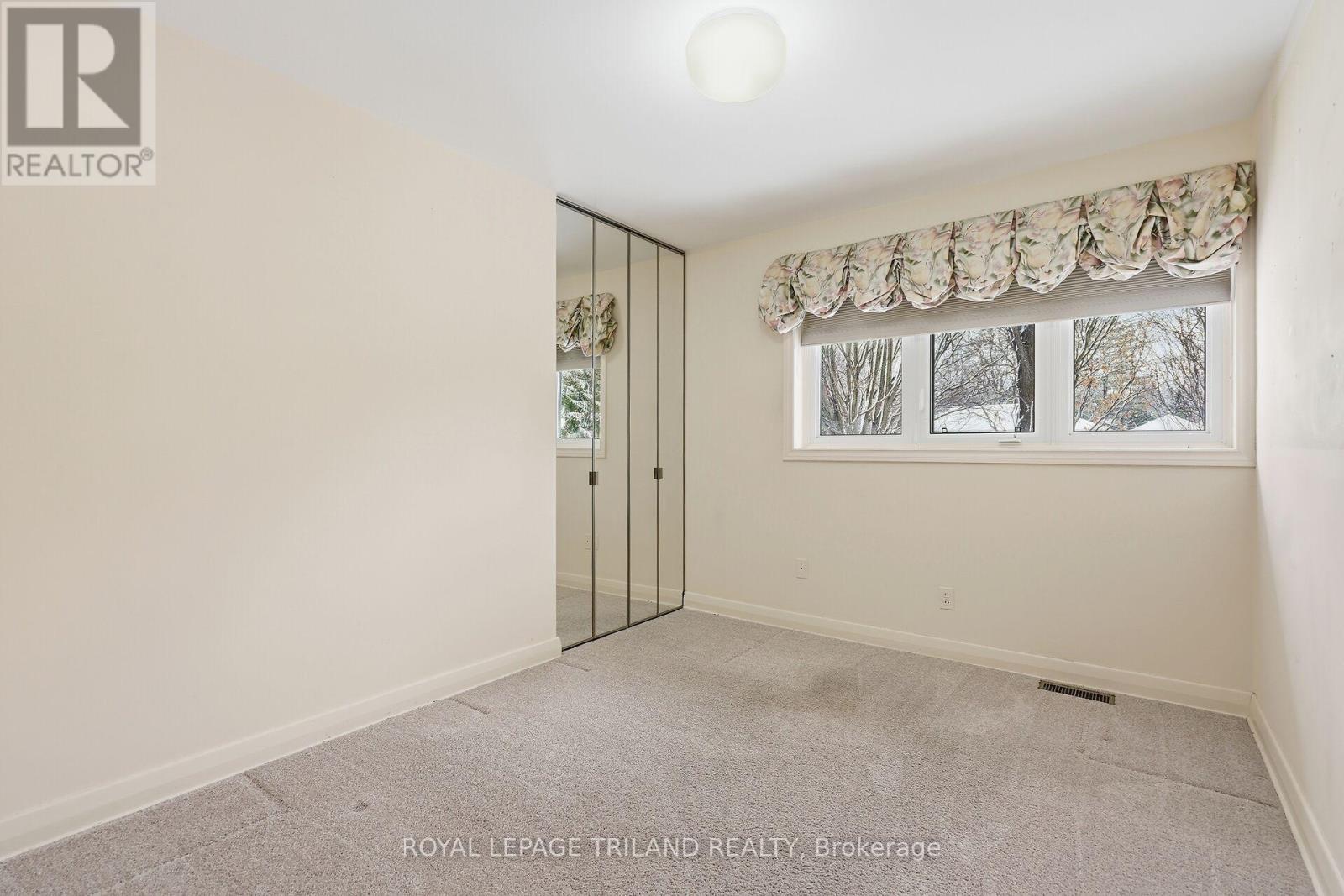 39 Ford Crescent, London North, Ontario  N6G 1H8 - Photo 16 - X12886210