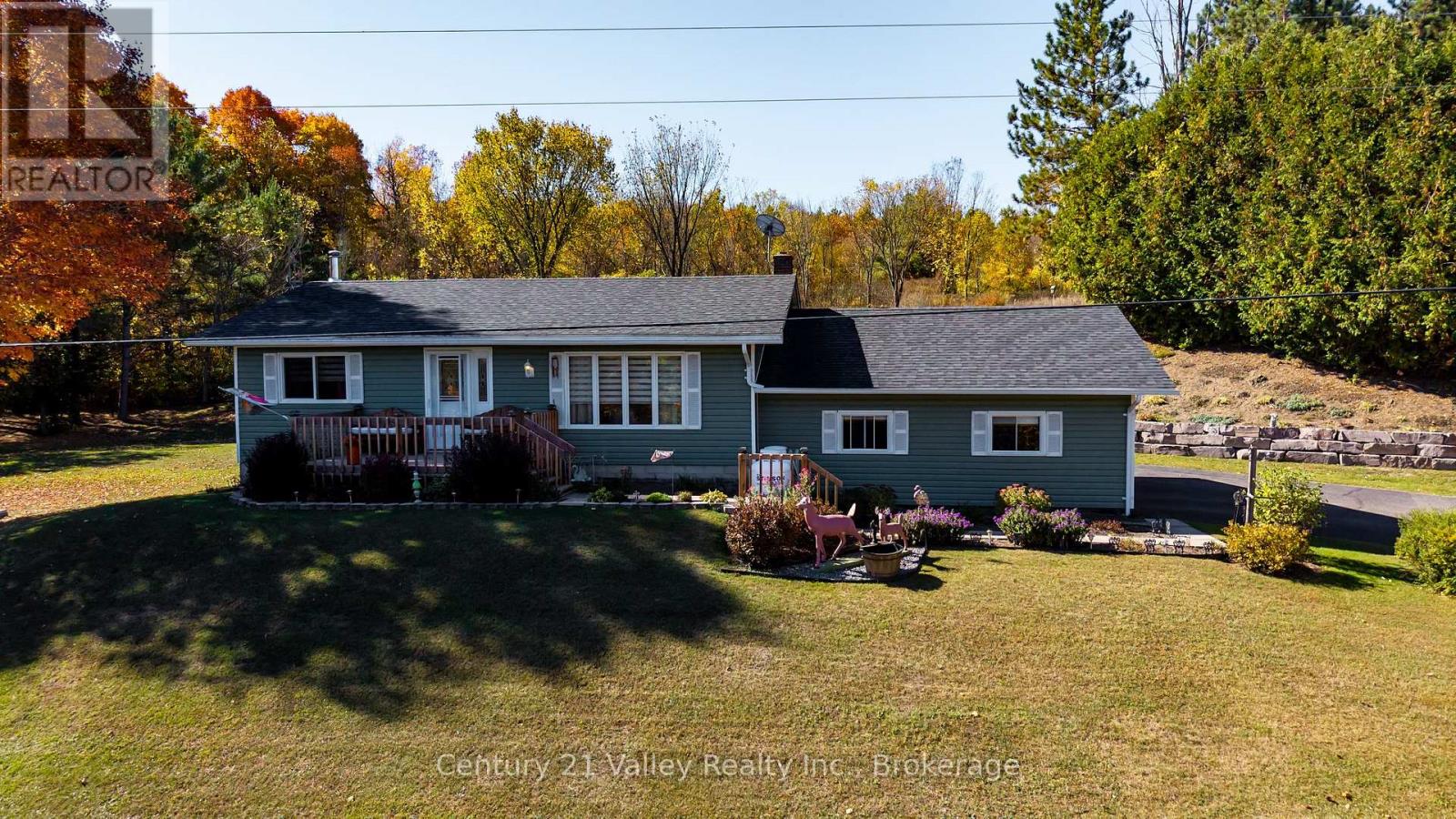 255 Flat Road, Greater Madawaska, Ontario  K0J 1N0 - Photo 24 - X12886308