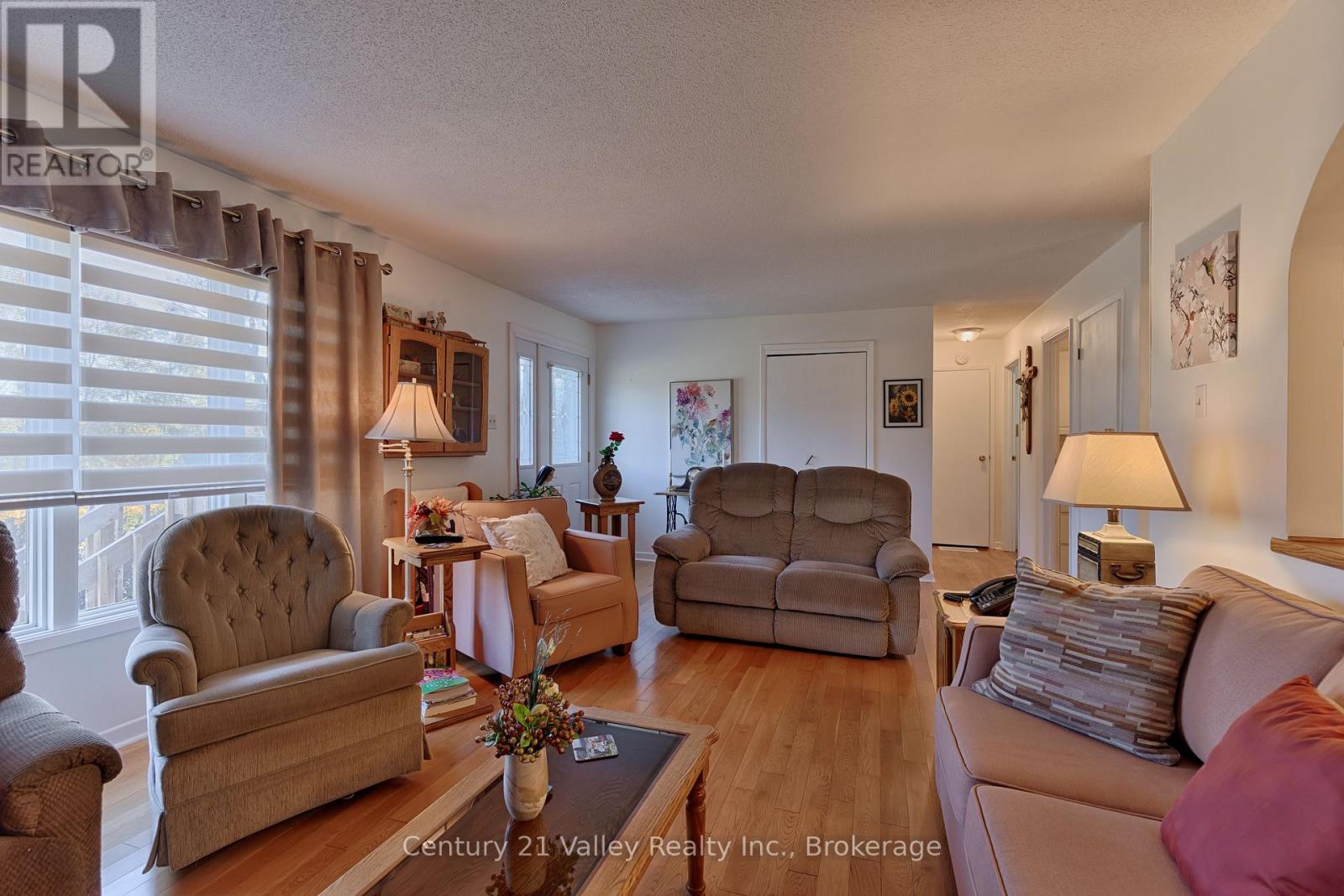 255 Flat Road, Greater Madawaska, Ontario  K0J 1N0 - Photo 38 - X12886308