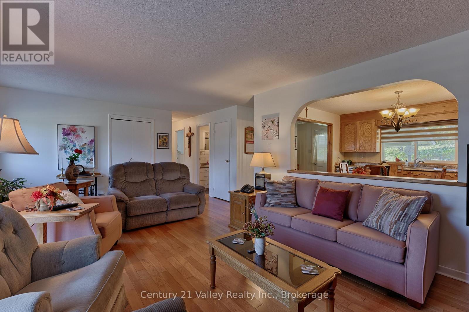 255 Flat Road, Greater Madawaska, Ontario  K0J 1N0 - Photo 39 - X12886308